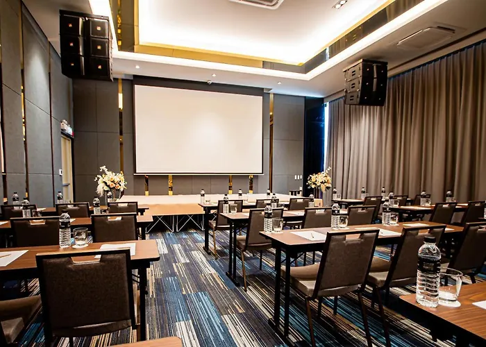 Frame Hotel