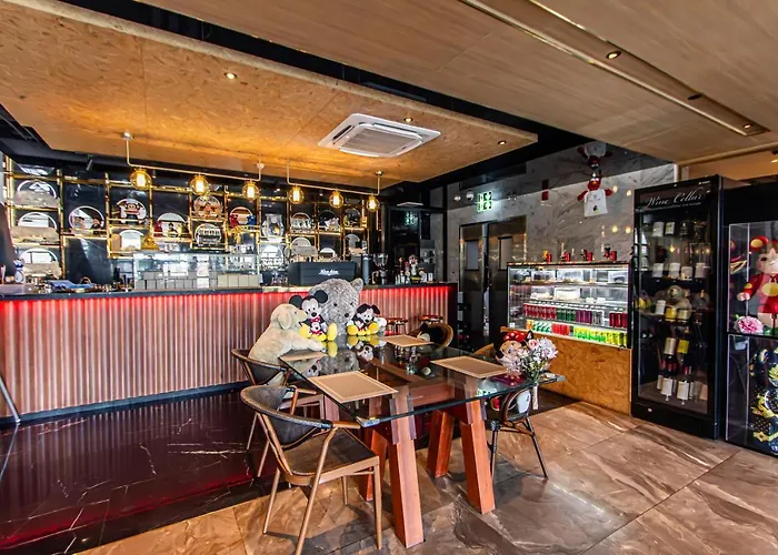 Frame Hotel 4*