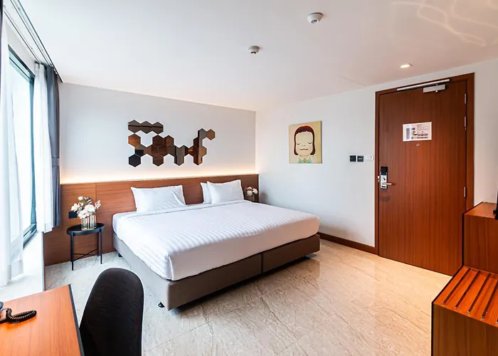 Frame Hotel
