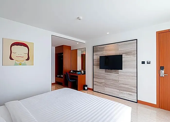 Hotel Frame